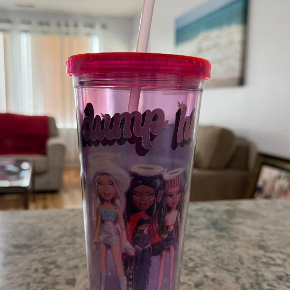 Bratz tumbler with straw - New